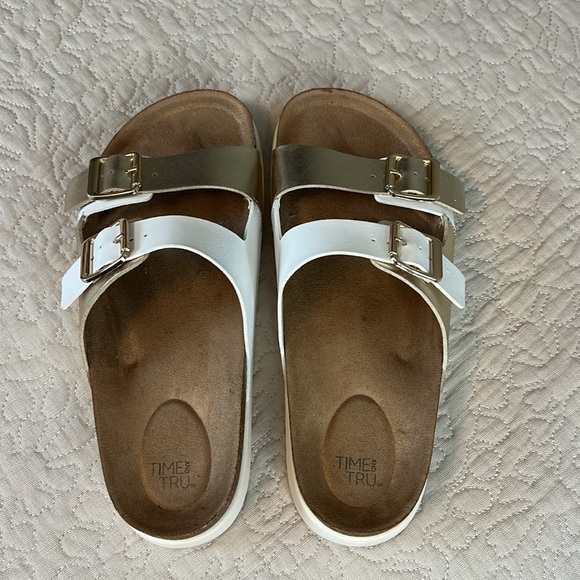 Time And Tru Women’s Size 7 Sandals - Picture 3 of 6